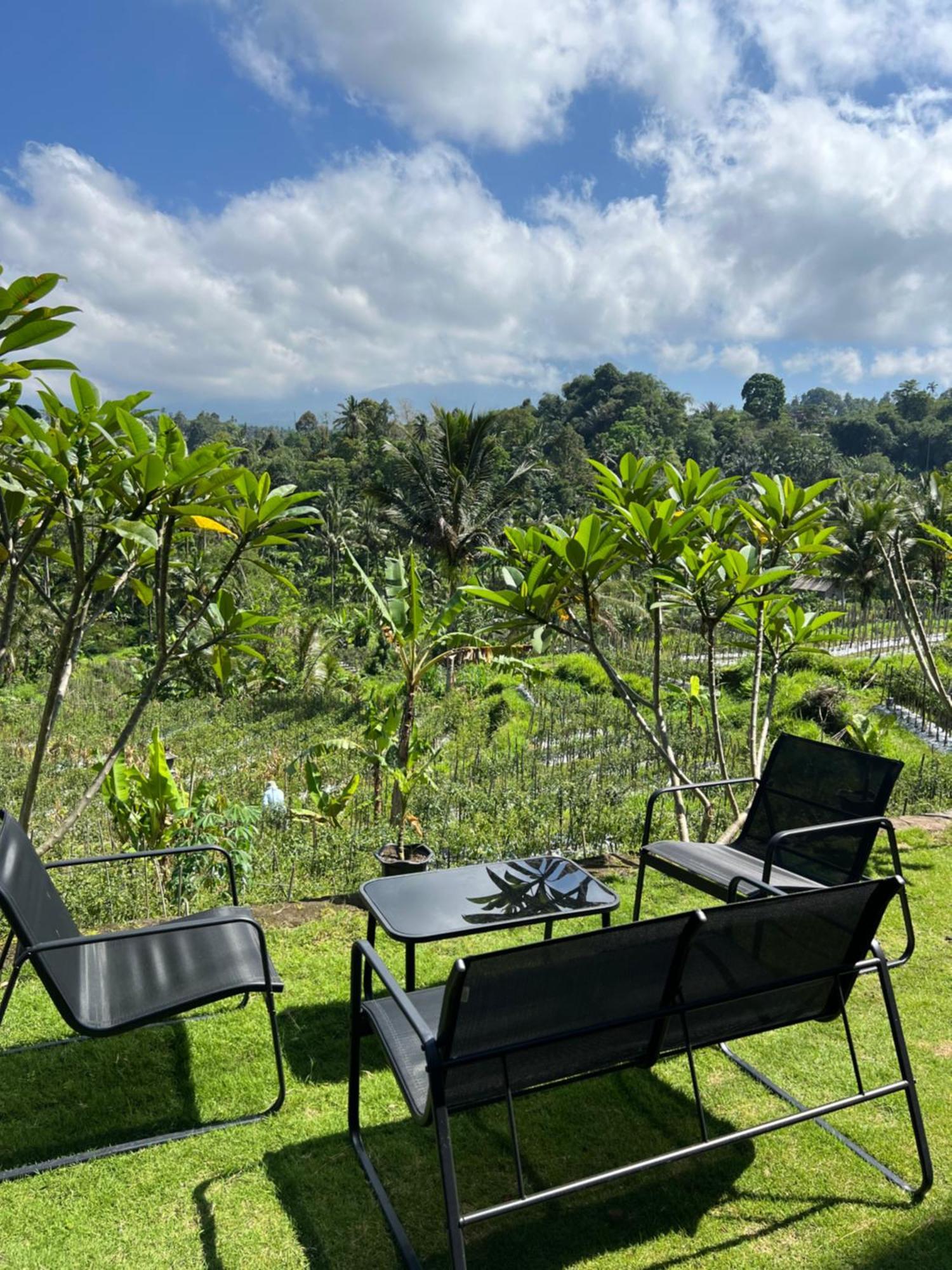 Bisbis House Iseh Village Selat Extérieur photo