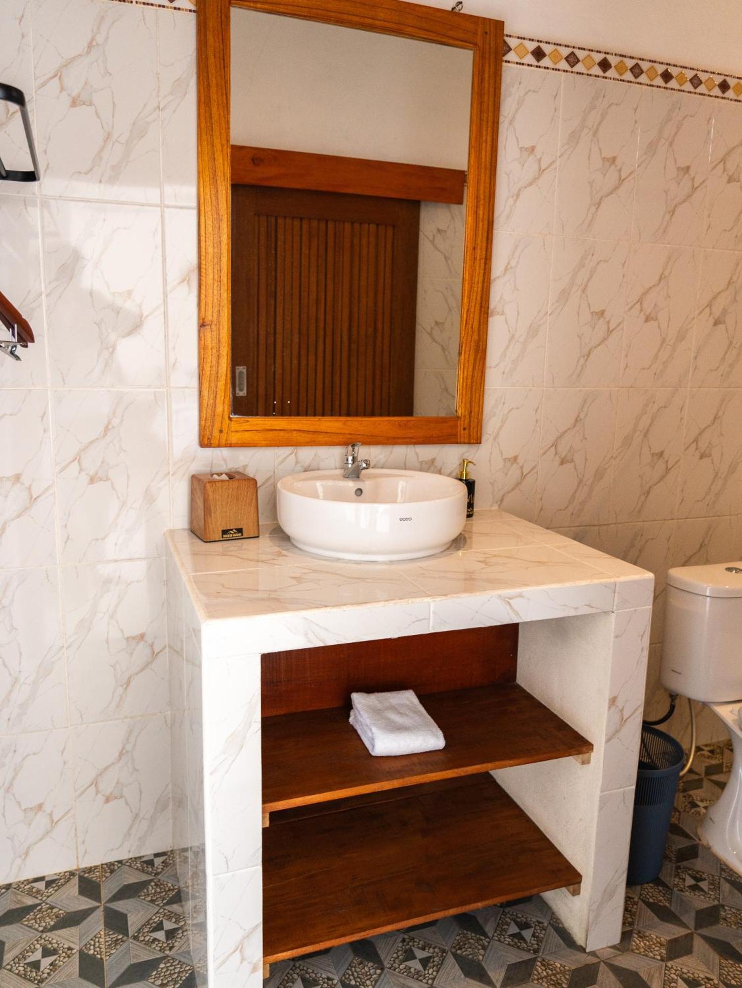 Bisbis House Iseh Village Selat Extérieur photo
